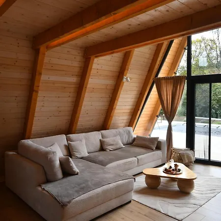 Tasija Relax & 木屋 多博伊