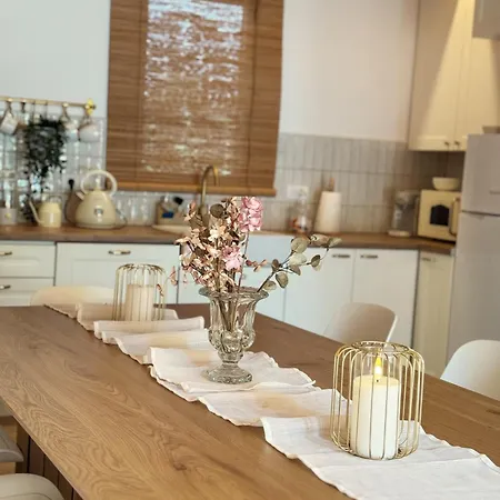 Tasija Relax & 木屋 多博伊